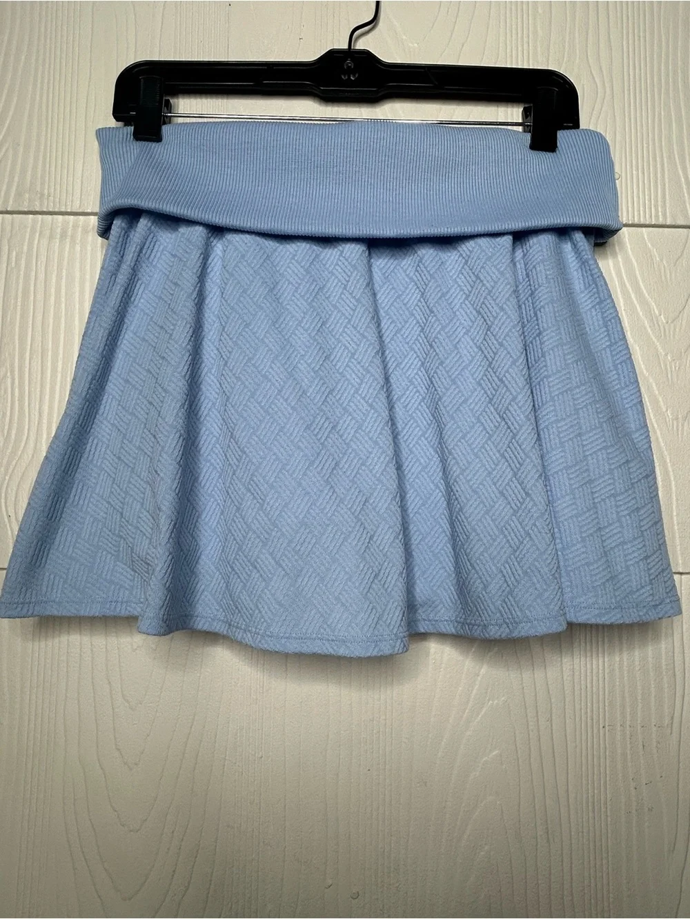 ALO Yoga Pale Blue Textured Circle Skirt